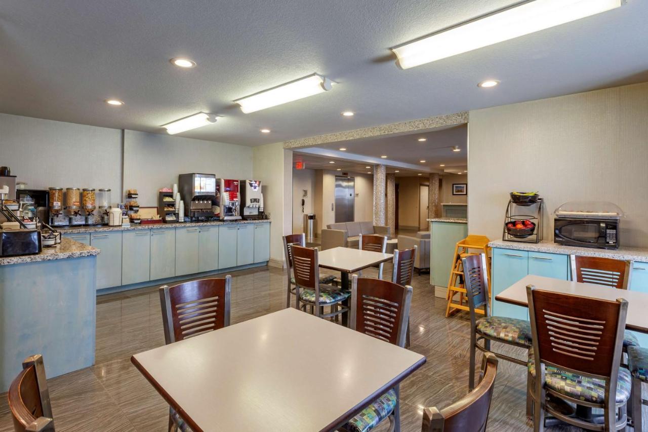 Best Western Plus Woodstock Inn & Suites Eksteriør billede